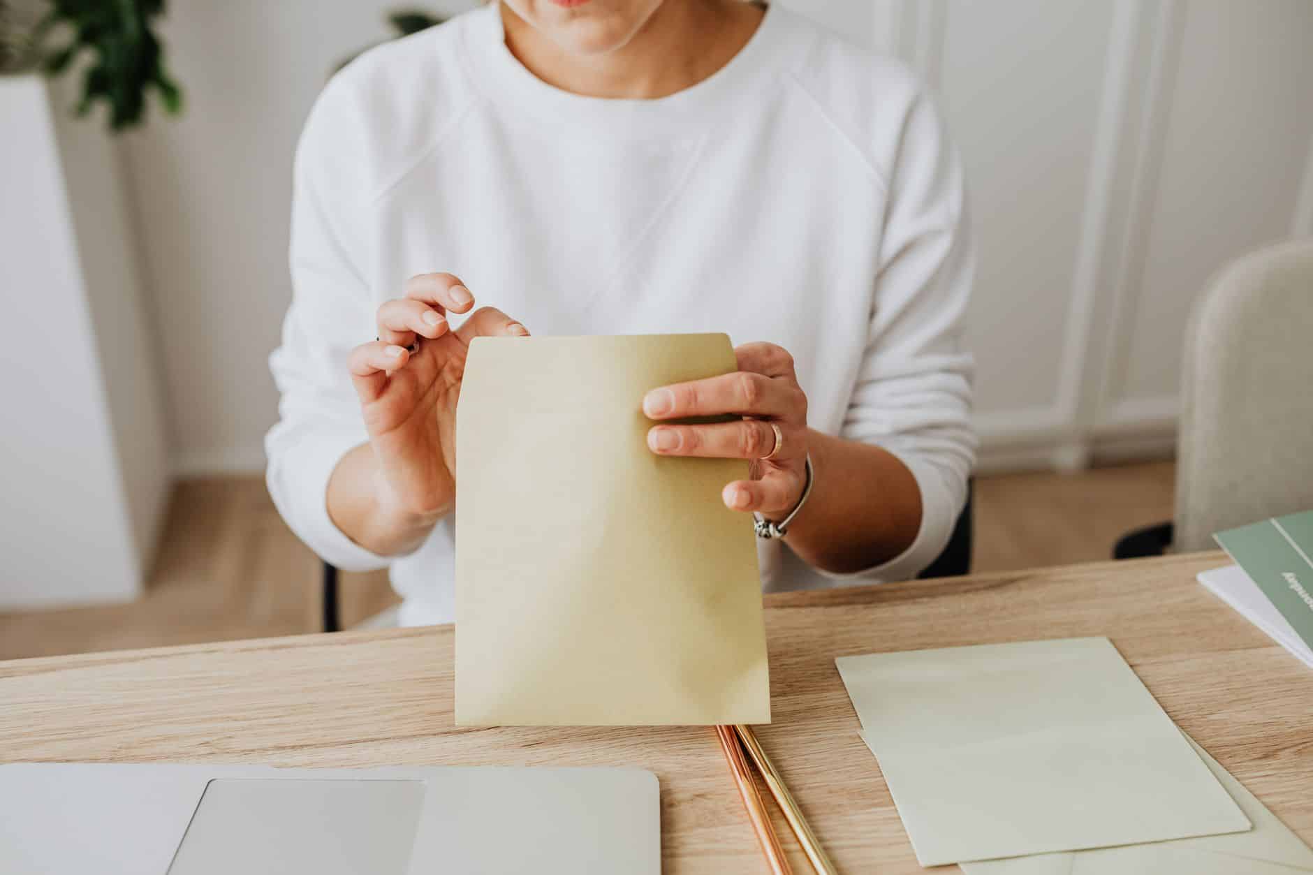Khai người phụ thuộc ở Nhật: gửi tiền về có giảm thuế?