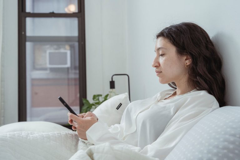 Canh ngày rụng trứng ở Nhật: que thử, app, nhiệt độ