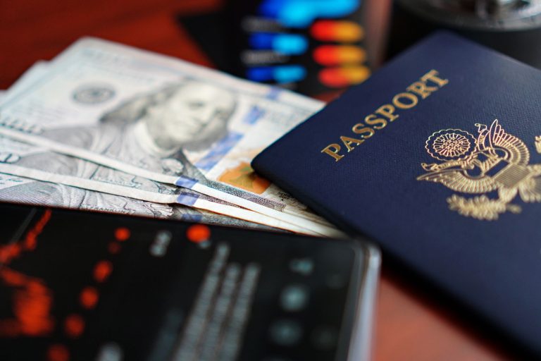 Làm thêm ở Nhật có hợp pháp không? Visa và công ty