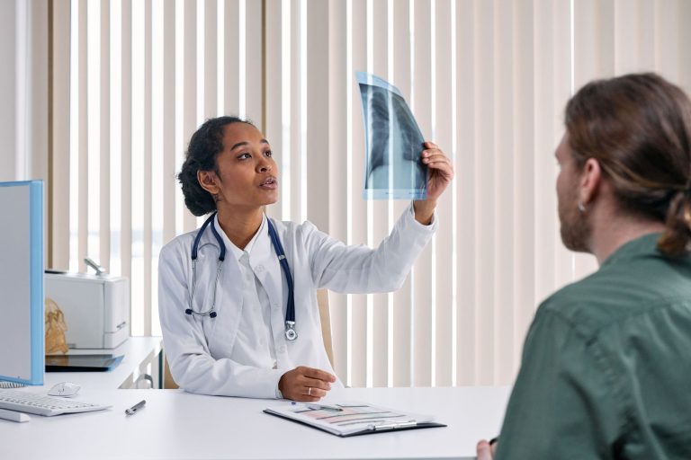 NIPT, combined test, quad test và chọc ối khác gì?